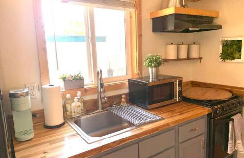 Sunshine Tiny Studio and Loft Close to Downtown - Foto 7