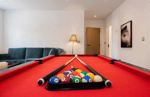 Stanway Apartments- Free Parking & Close To Tram Stop - Photo 18