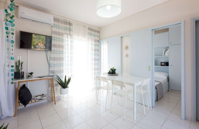 Loutraki Getaway - Cozy and Quiet Nest - Foto 5