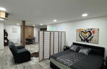 La Suite Mirebalaise - Foto 1