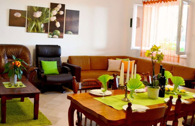 Apartments Lina - Two Bedroom Apartment With Terrace - Foto 8