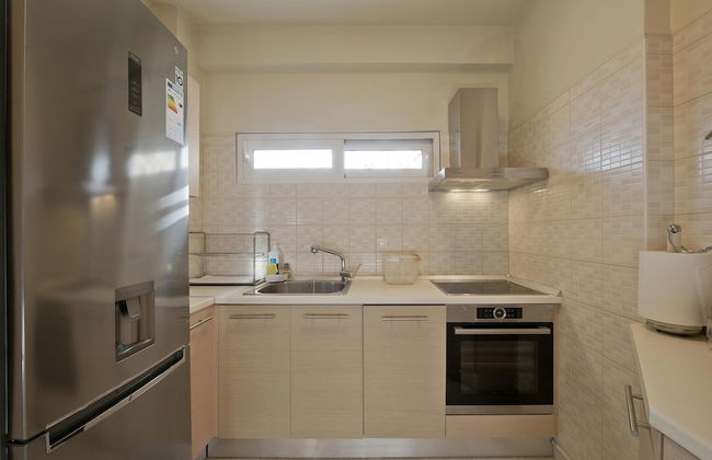 Lucyzen in Vouliagmeni - Foto 13