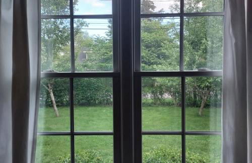 Southampton Village, 2 Fireplaces, Walk to All - Foto 70