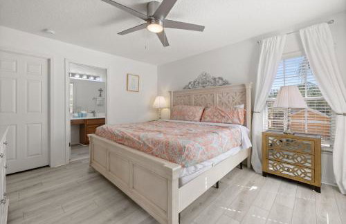 483-Stunning 6 bed home with private pool overlooking quiet conservation area - Foto 19