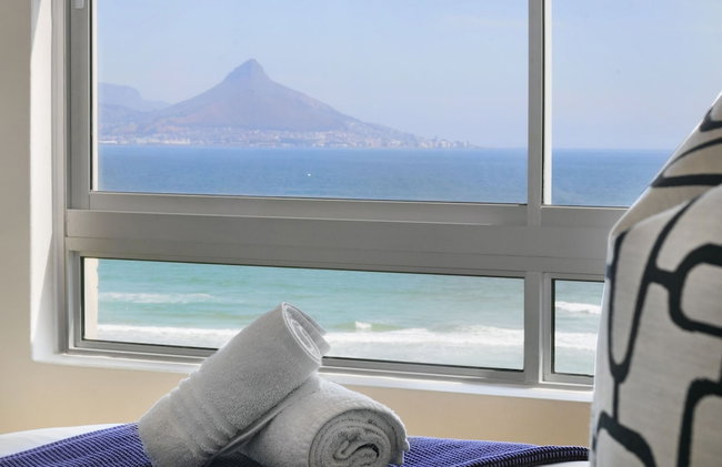 Sea Spray B404 by HostAgents - Photo 2