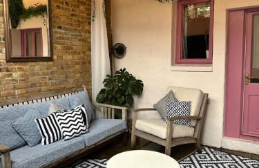 Bay escape beach apartment steps from the sea - Foto 29