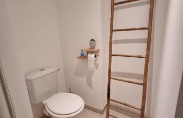 Bali'Sed Triplex bohème près du Château à Sedan, idéal 2 couples, ONLY ADULTS - Foto 16