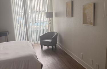 Villa Marina - AMAZING Modern, Spacious, Stylish 2 Master Suites in CENTRAL Marina Del Rey - Photo 31