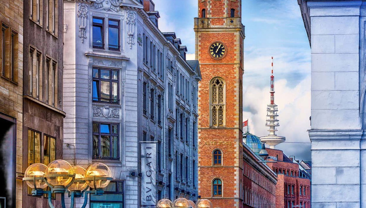 Hamburg Private Walking Tour - Photo 2