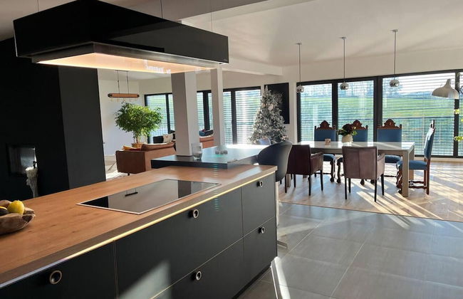 House - Sleeps 8 - Pets Ok - Garden - Parking - Photo 15