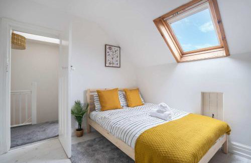 Walk to the Beach- Family-Friendly 4BR-Parking - Foto 11