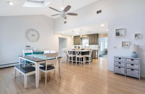 Poppy's Hampton House:Large Yard,Beach,Newly Renovated - Foto 10