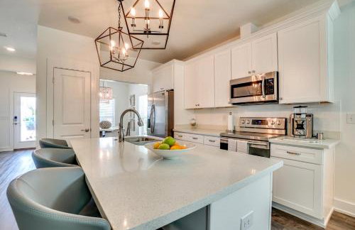 Sunny Day - Walk to beach- community pool! - Foto 2