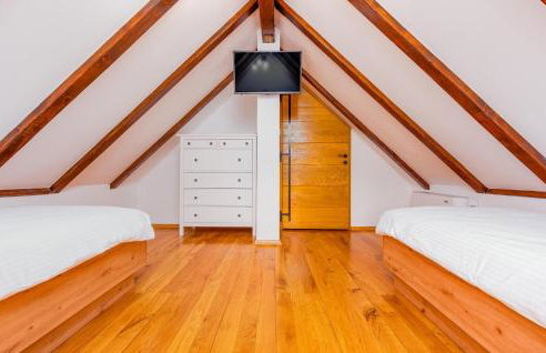 Pet Friendly Home In Debelo Brdo With Sauna - Photo 34