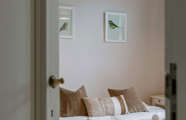 Charming Mansion in Vibrant Antwerp - Photo 25