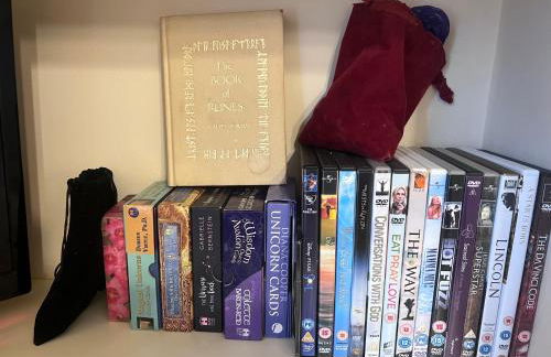 Glastonbury Rose Cottage - Photo 27