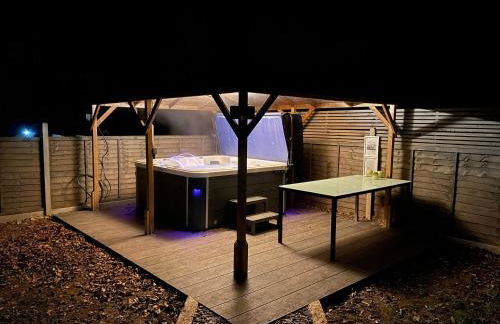 Family and Dog Friendly Luxury 3 Bed Property - With hot tub - Foto 21