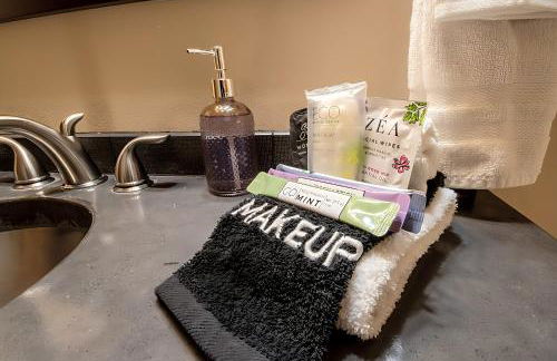 2 Kings, Fire Pit, Gameroom, EV charger, Dogs OK! - Foto 31