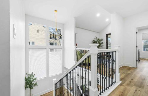 Near Indy Attractions • Deck • Patio • Fenced Yard - Photo 38