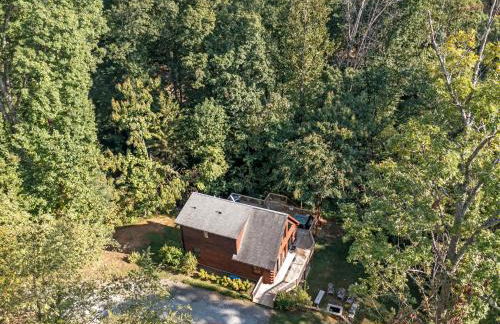 Spectacular Log Cabin Home 45 minutes to Asheville - Foto 35