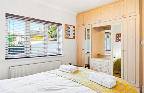 Nancy's 3 bedroom house near Heathrow Airport - Foto 36