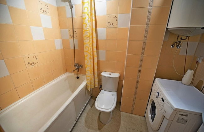 Apartment on Verhneportovaya 2A - Photo 12