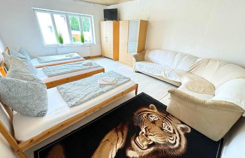 I Apartment 17 Personen - Monteurzimmer - Ferienwohnung, Großköllnbach - Foto 6