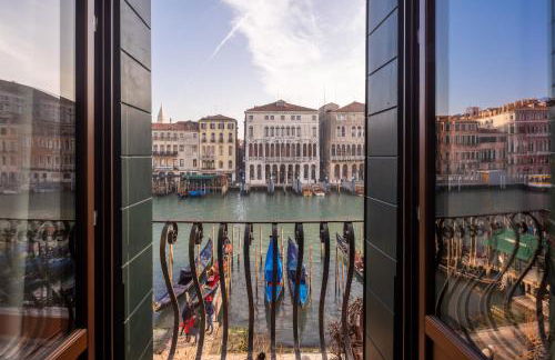 Design Apartment with Balcony on the Grand Canal R&R - Foto 1