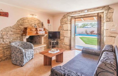 Two-Bedroom Holiday Home In Divsici - Foto 3