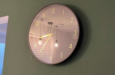 Stylish 2Bed Ground Floor Flat with Private Garden - Photo 25