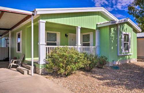 Peaceful Portales Escape with Patio and Grill! - Foto 1