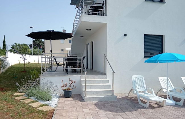 Noel - With Private Pool - A1-prizemlje - Photo 1