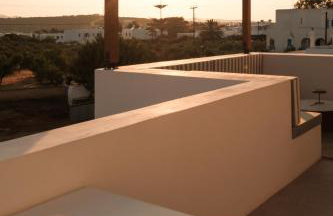 Mazi Paros - Photo 2