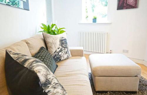 Superior Canary Wharf O2 Arena 2BR Apartment - Photo 7