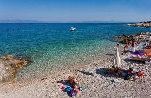 B Apartment - Photo 17