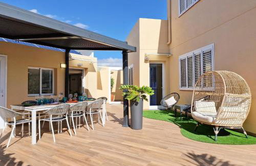 La Casa de Playa - piscina y jacuzzi a 50m del mar - Foto 17