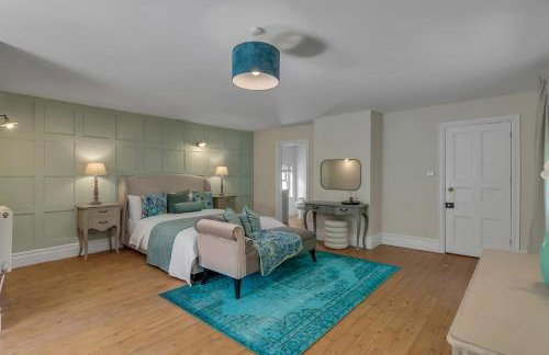 Stylish 4-Bed Apartment in Suffolk l Near Town - Foto 4