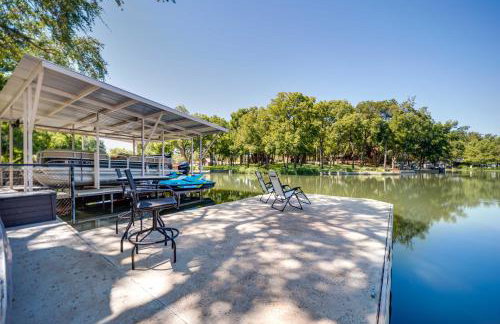 Waterfront Lake LBJ Cabin w/ Private Dock! - Photo 26
