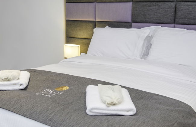 Talos Luxury Suites - Photo 3