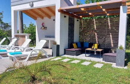 Villa Amoena with Pool and Sauna - Foto 44