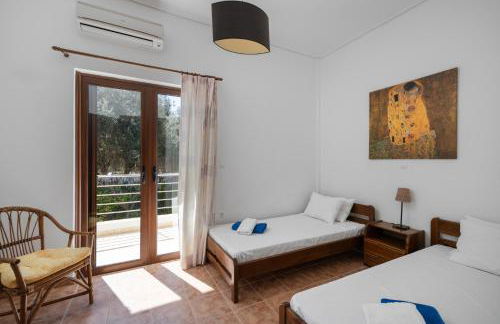 Villa Saronida - Photo 18