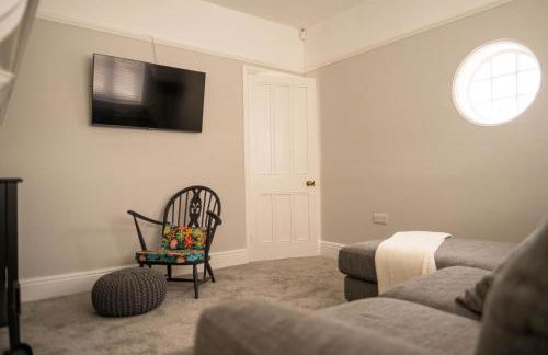 Rose Hill - Photo 10