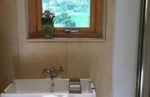 Aframe Tiny Home SILVA with private hot tub - Foto 26