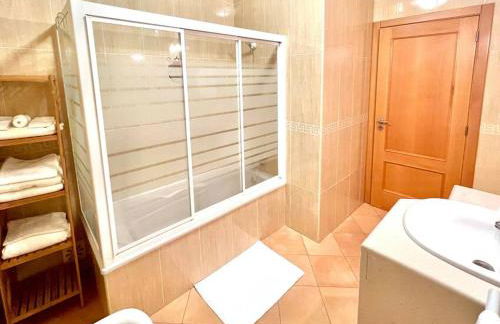 Appartement T2 avec vue panoramique sur la côte - Photo 13