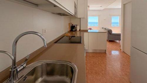 Encantador Apartamento en Primera Línea de Playa - Foto 5