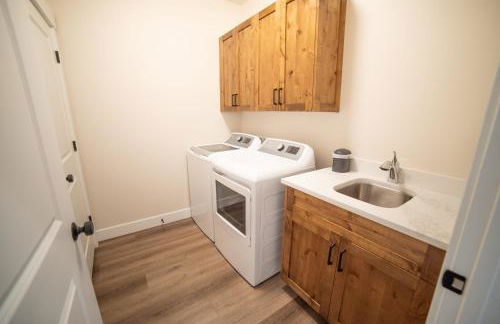 Searchers Hideaway at Kabab - New West Properties - Photo 32