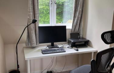 Quiet studio flat near University & QMC, King size bed - Foto 7