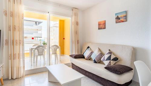 Apartamento céntrico en la playa con piscina. - Foto 3
