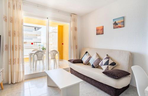 Apartamento céntrico en la playa con piscina. - Foto 3