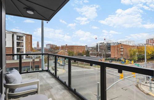 Premium Condo with Huge Patio near Vanderbilt & Downtown - Foto 30